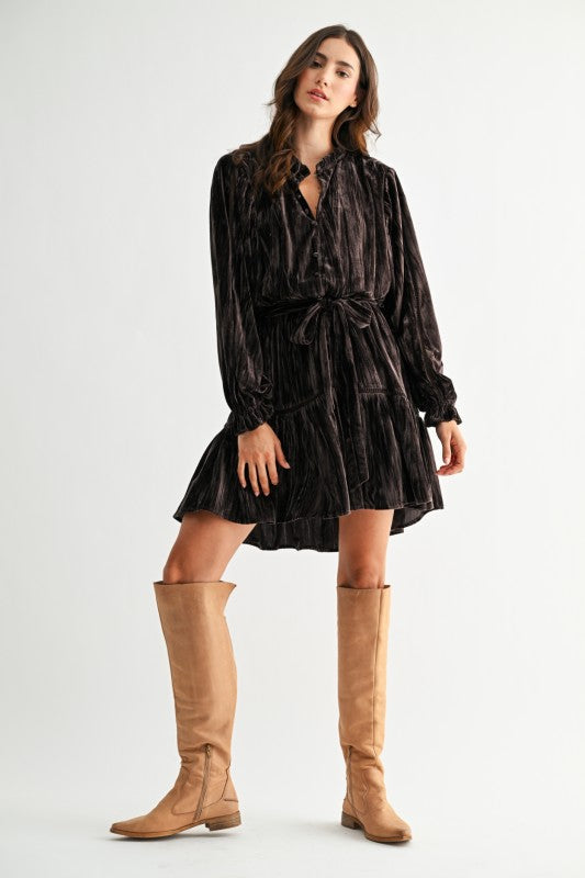 THE THOUGHTS VELVET DRESS