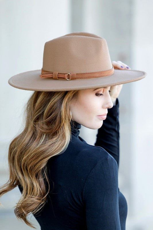 THE RIDING HIGH HAT - LATTE