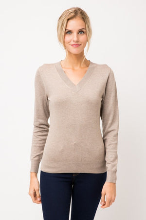 THE ESSENTIAL EDIT V-NECK LIGHTWEIGHT KNIT - CAMEL