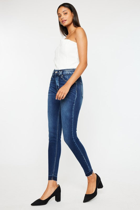 THE REWARDS SLIM LEG ANKLE GRAZER JEAN