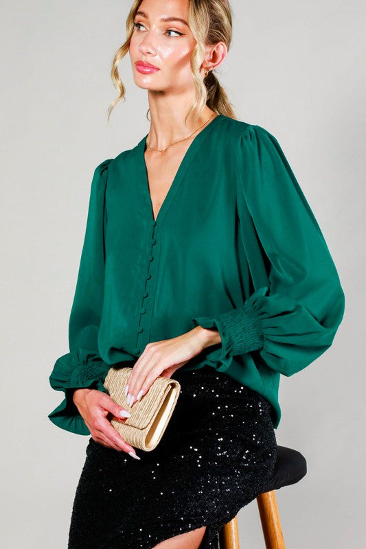 THE ESSENTIAL EDIT V-NECK BLOUSE - HUNTER GREEN