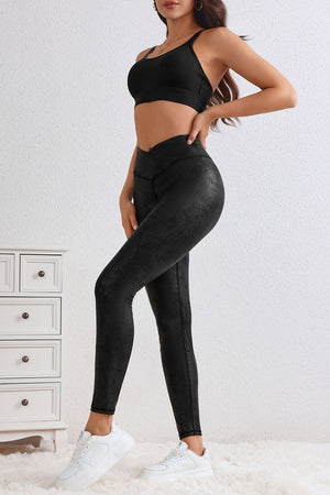 THE SIZZLE IN STYLE LEATHER LOOK ACTIVEWEAR LEGGING