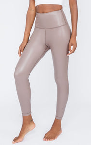 THE ESSENTIAL EDIT FAUX LEATHER ACTIVE LEGGING - IRON