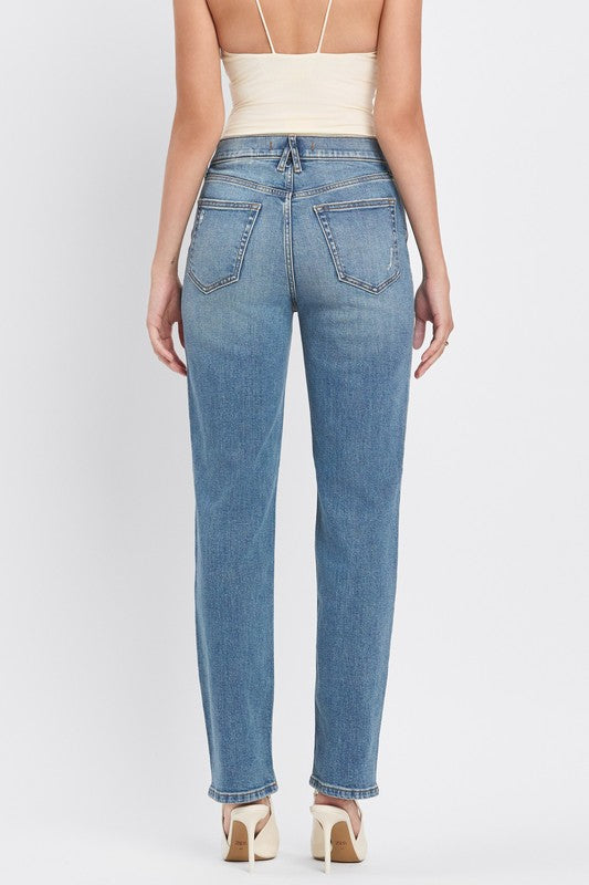 THE OLSEN STRAIGHT LEG JEAN