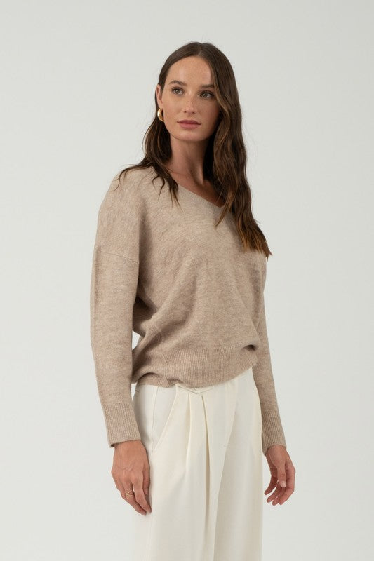 THE GRACE V-NECK - TAUPE