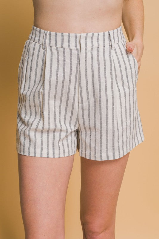 THE ESSENTIAL EDIT STRIPED SHORTS