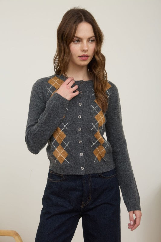 THE CLASSIC ARGYLE CARDIGAN KNIT