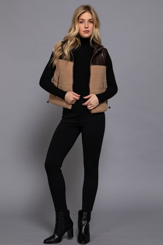 THE REVERSE IT VEST - BEIGE