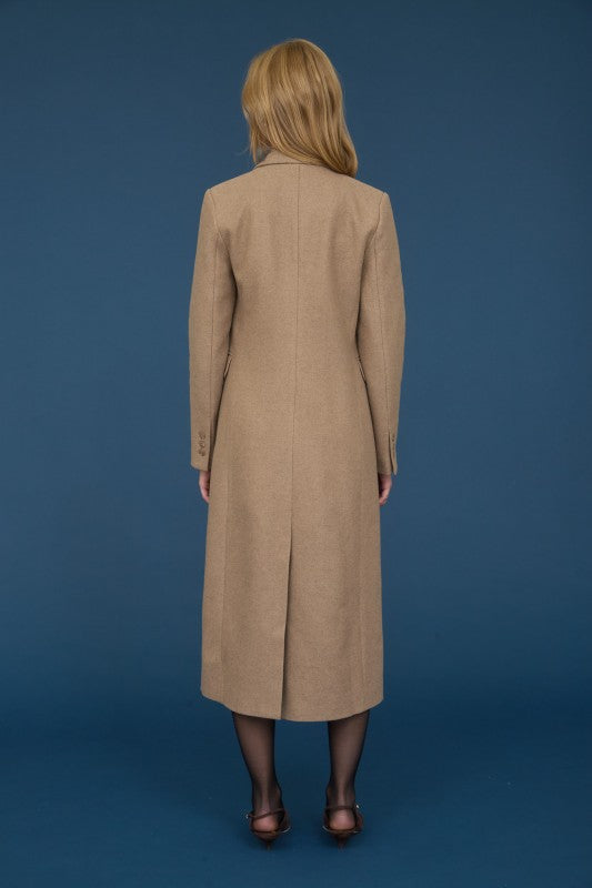 THE ESSENTIAL EDIT CLASSIC COAT