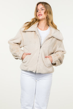 THE ESSENTIAL EDIT EVERYDAY FAUX FUR JACKET