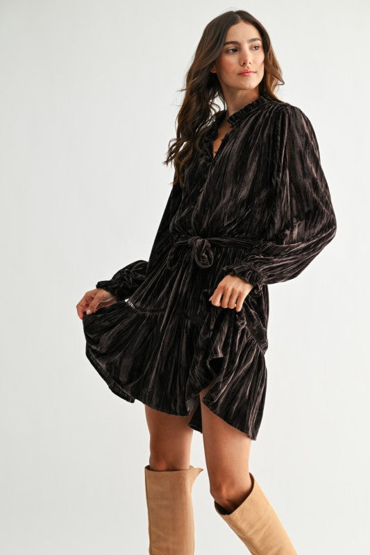 THE THOUGHTS VELVET DRESS