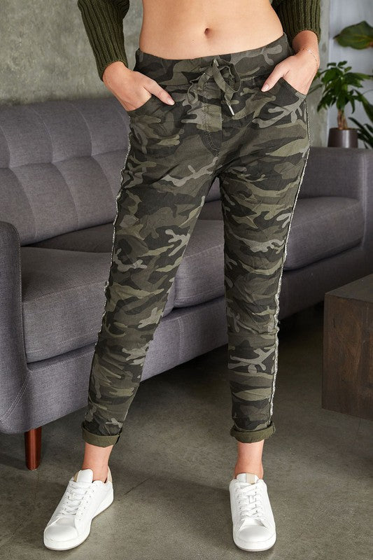 THE MADE IN ITALY CAMO PANTS - GREEN