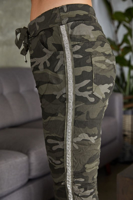 THE MADE IN ITALY CAMO PANTS - GREEN – STYLE ON THE GO