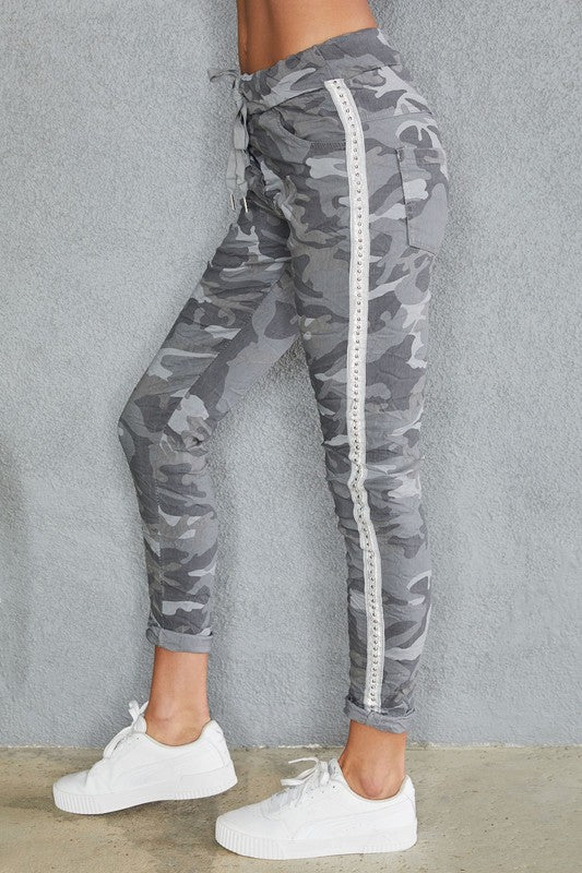 THE MADE IN ITALY CAMO PANTS - GREY