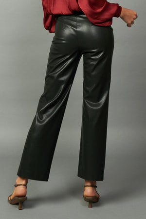 THE LEADING FAUX LEATHER STRAIGHT LEG PANT