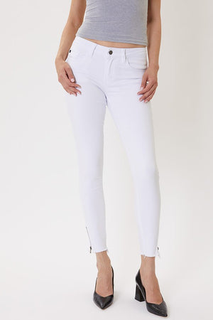 THE ESSENTIAL EDIT WHITE JEAN