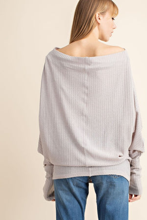 THE ESSENTIAL LIGHTWEIGHT ASYMMETRIC TOP