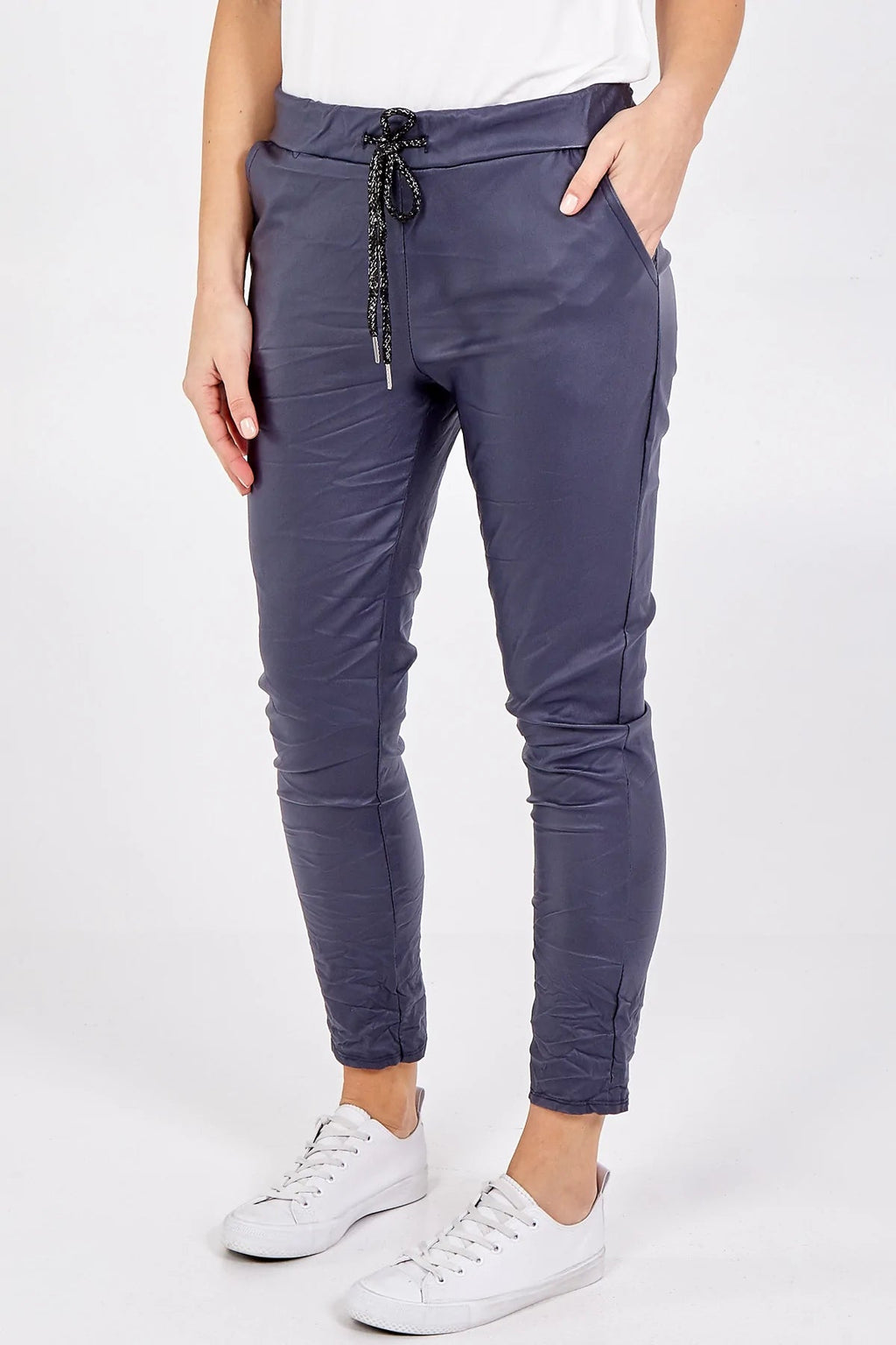 THE MADE IN ITALY FAUX LEATHER PANT - NAVY